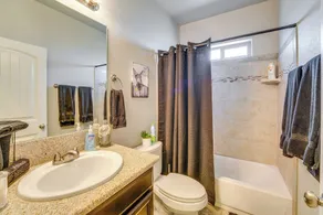 Beautiful Bullhead City Home Rental w/ Yard! - Interiør