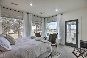 Beautiful Ranch Home w/ Cascade Mountain View - Innvendig