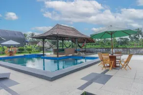 Green Orry Inn Villas & Resort - Pool