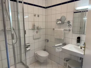 Strandhotel Sonnenburg by ANS - Bathroom