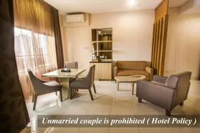 Hotel Gren Alia Jakarta - Room
