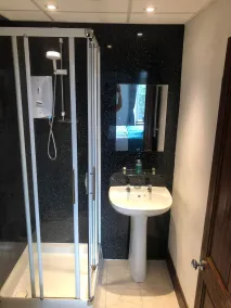 Kestor Inn - Baño