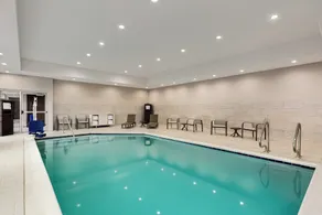 Holiday Inn Express & Suites Hayward - Castro Valley by IHG - Piscine