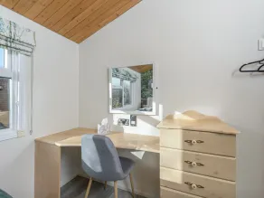 Oaks One - Room