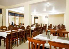 Hotel Neha Palace - Restaurant