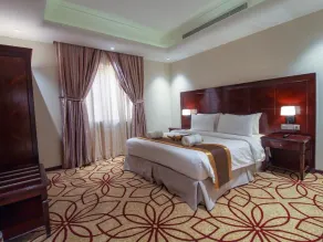 The Business Hotel By Seafront  - Rum