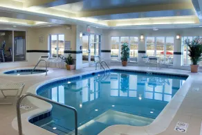 Hilton Garden Inn Akron Canton Airport - Piscine
