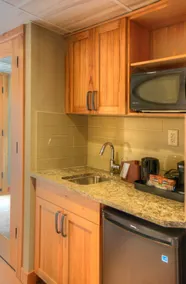 Moose Hotel and Suites - Chambre