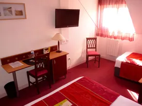 Logis Hotel De La Loire Ancenis - Restaurant Les Bateliers - Quarto