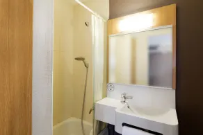 B&B HOTEL Vannes Est Golfe du Morbihan - Chambre
