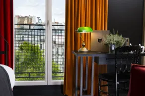 Hôtel Le Chat Noir - Vue de la chambre