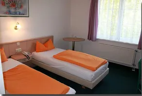Gasthaus & Hotel Grünhof - Chambre