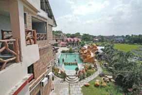 Shakuntala Village Resort - Pool