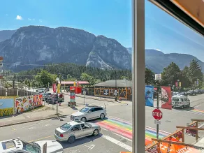 Crash Hotel Squamish - Vue de la chambre