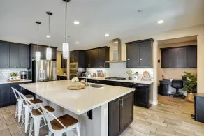 3 Mi to Disneyland: Home w/ Hot Tub + Game Room - Intérieur