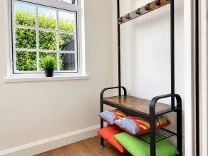 The Annexe, 25 Gorsehill Road - Lobby