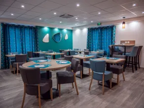 Contact Hotel Bleu France Eragny Cergy - Restaurant