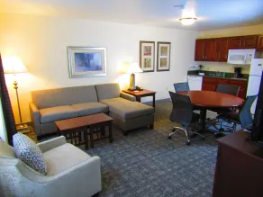 Staybridge Suites Rochester University by IHG - Chambre