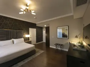 The Chateau Grande Hotel - Chambre
