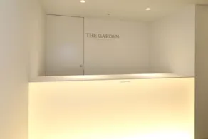 THE GARDEN - Receção