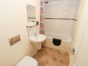 The Old Farm House - Bathroom