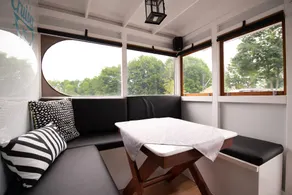 HAVEL-Cruiser Hausboot-Flöße mit Stil - Lobby