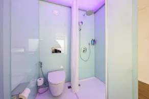 Tru by Hilton Buon Ma Thuot City Centre - Bathroom