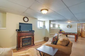 Cozy Historic Home w/ Games, Near Bryce Canyon! - Interiör