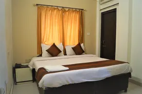 Hotel Sunrise Inn - Room