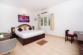 Shelter Beach Resort - Room