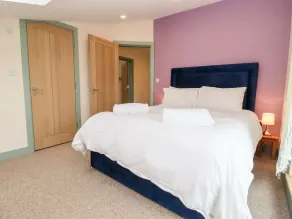 3 Bears Court Barn Conversion in Little Rissington - Værelse