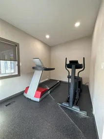 Econo Lodge Inn & Suites - Salle de sport