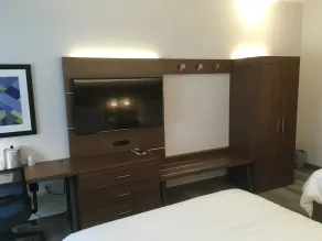 Holiday Inn Express & Suites Bethlehem Airport-Allentown Area - Chambre
