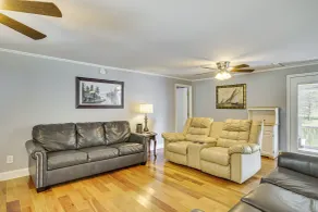 Walk to Marina! Prosperity Home w/ Screened Porch - Innenbereich