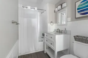 The Cove at Rockport - Bathroom