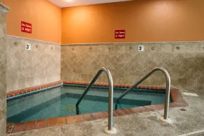 Days Inn by Wyndham Minot - Wellness