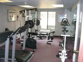 Aderi Hotel Near Casino - Sala de fitness