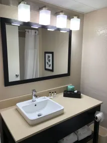 Country Inn & Suites by Radisson, Greenville, NC - Salle de bain