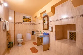 Hotel Garh Jaisal Haveli - Bathroom