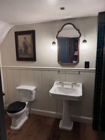 The Leicester Arms - Bathroom