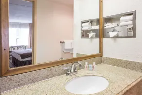 Travelodge by Wyndham Deltona - Salle de bain