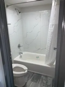 Super 8 by Wyndham Sulphur South - Salle de bain