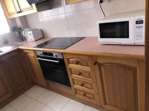 Surplombant le lac Wallis, Renas Court 2 - Cuisine privée