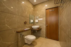 Statue of Unity Resort by Lavender Hotels - Bathroom