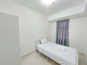 Good Place And Homey 2Br At Podomoro City Deli Medan Apartment - Værelse