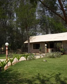 Manyatta Camp - Recepción