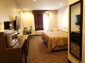 Super 8 by Wyndham St. Louis North - Chambre