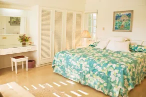 Seagrapes 5br by Jamaican Treasures - Rom