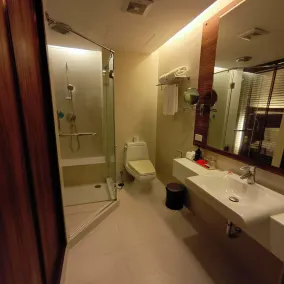 Sacha's Hotel Uno - Chambre