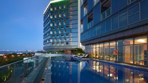 Holiday Inn Haikou West Coast by IHG - Piscine